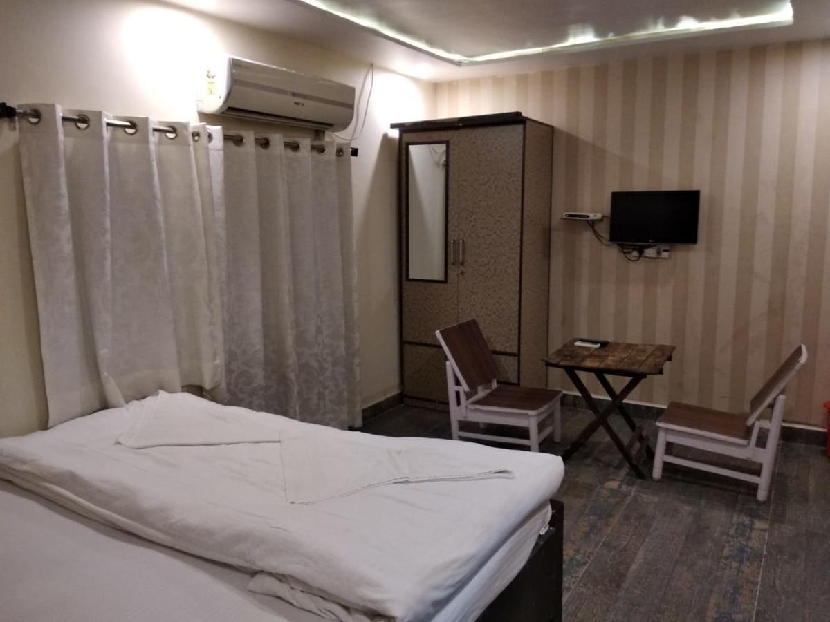 Ajay Guest House Varanasi Ngoại thất bức ảnh