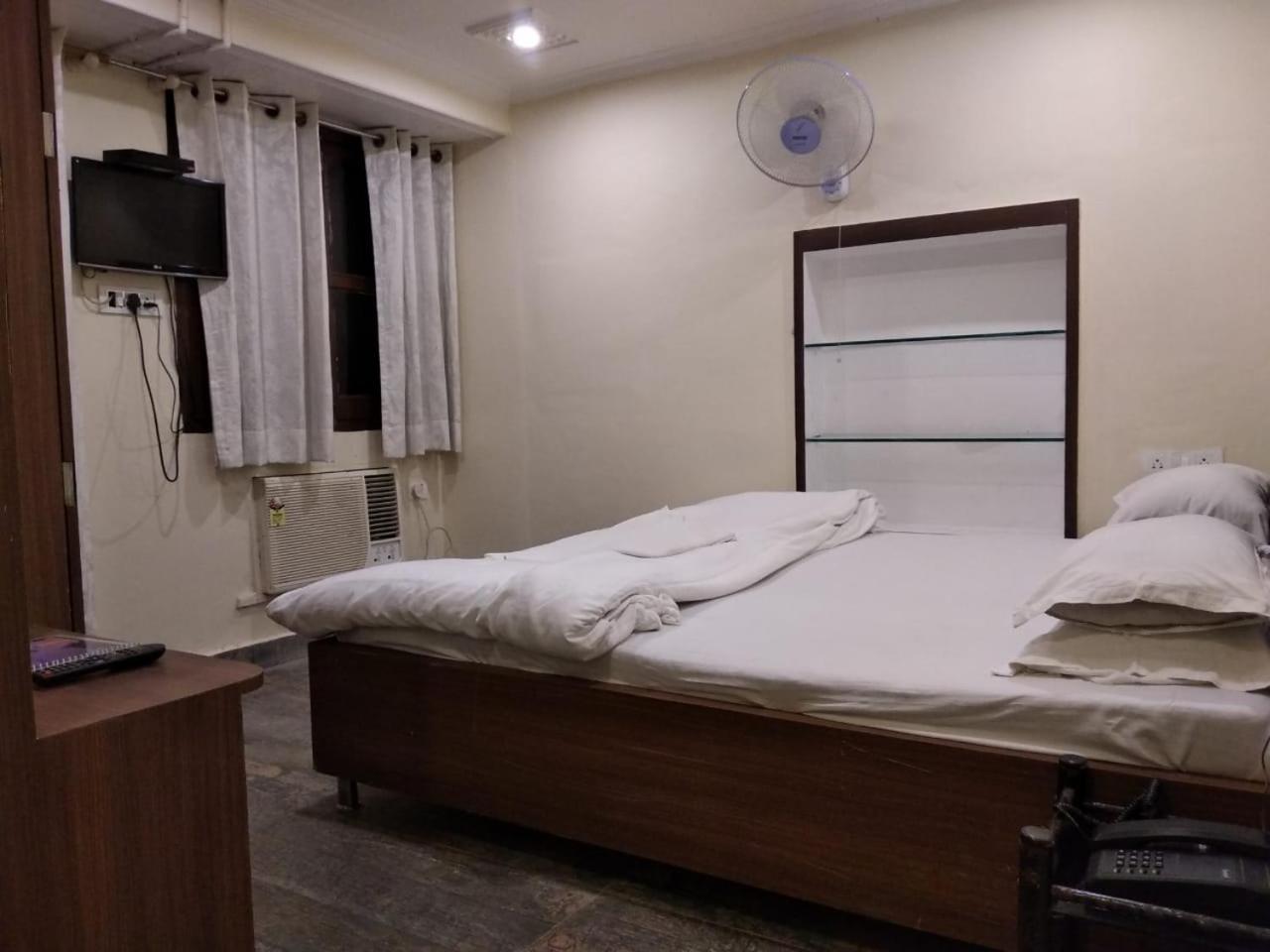 Ajay Guest House Varanasi Ngoại thất bức ảnh