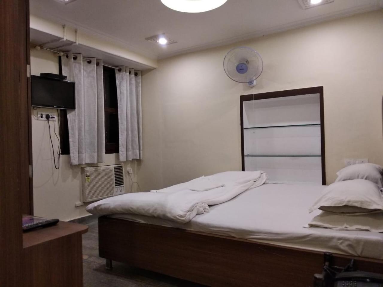 Ajay Guest House Varanasi Ngoại thất bức ảnh