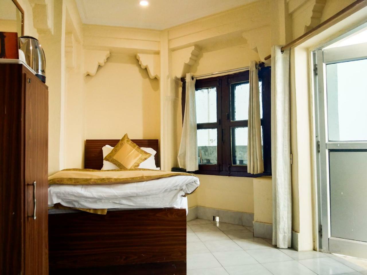 Ajay Guest House Varanasi Ngoại thất bức ảnh