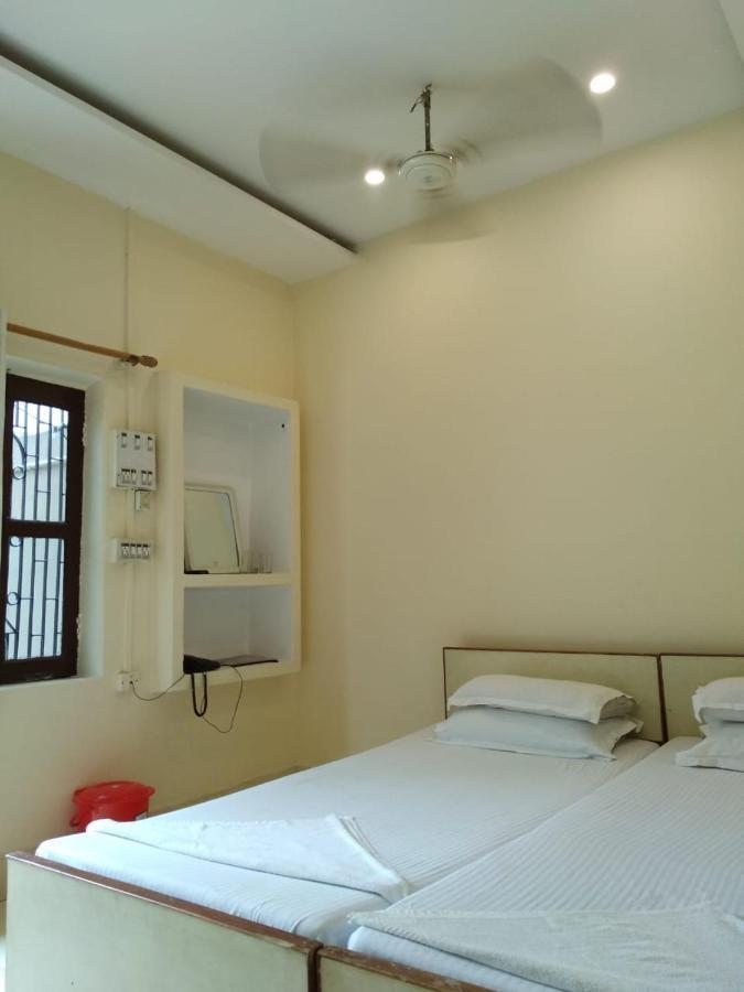 Ajay Guest House Varanasi Ngoại thất bức ảnh